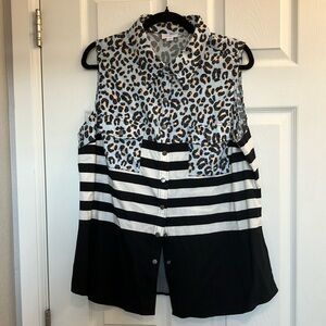 LulaRoe snap button tank